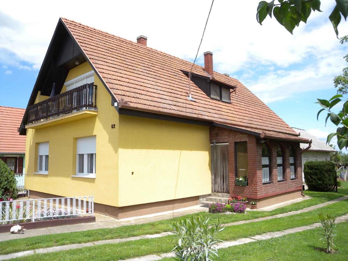 Apartment Balatonbereny 4 Eksteriør billede
